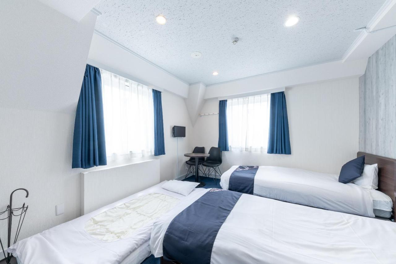 Oyo Hotel Exsaison Sugamo Tóquio Exterior foto